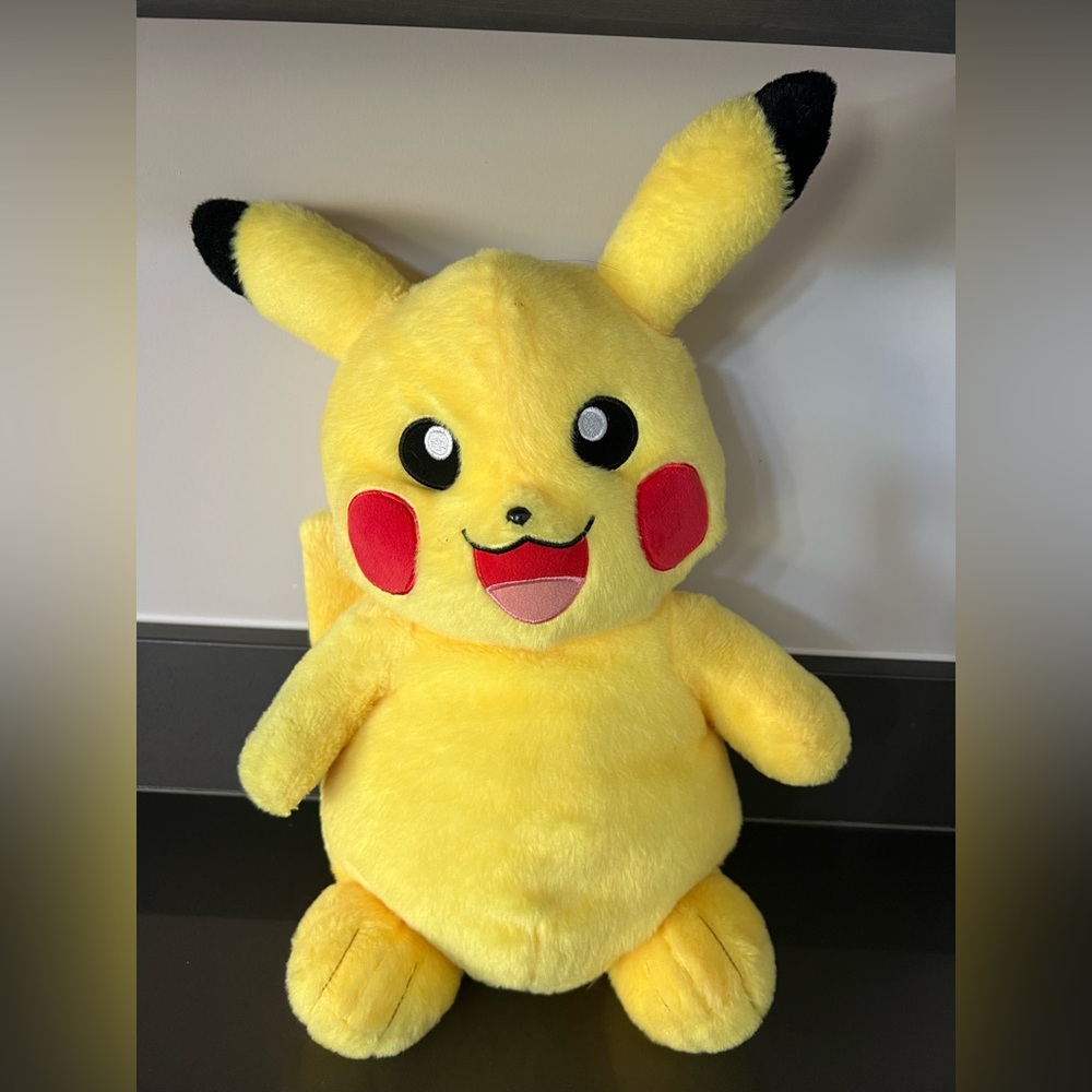 Build A Bear BAB Pikachu Large Pokémon Plush Talking Working Stuffed Animal‎